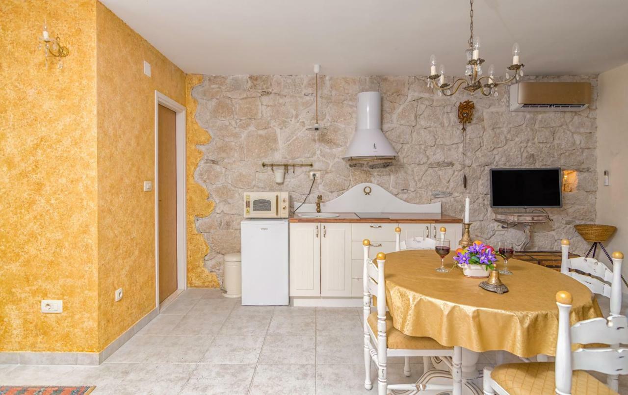 Апартаменты Small House Podgrade Экстерьер фото