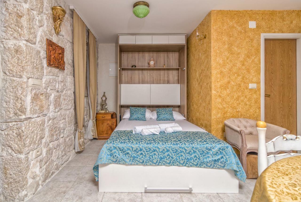 Small House Podgrade Экстерьер фото